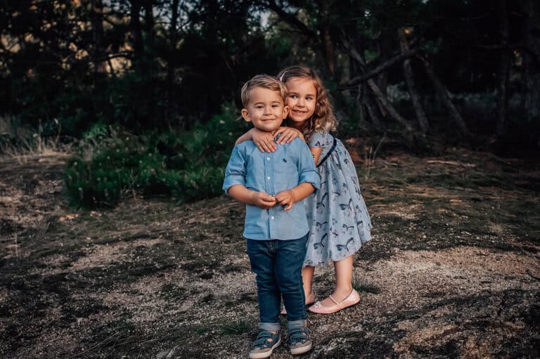 Családi fotózás a naplementében a Velencei-tó körül